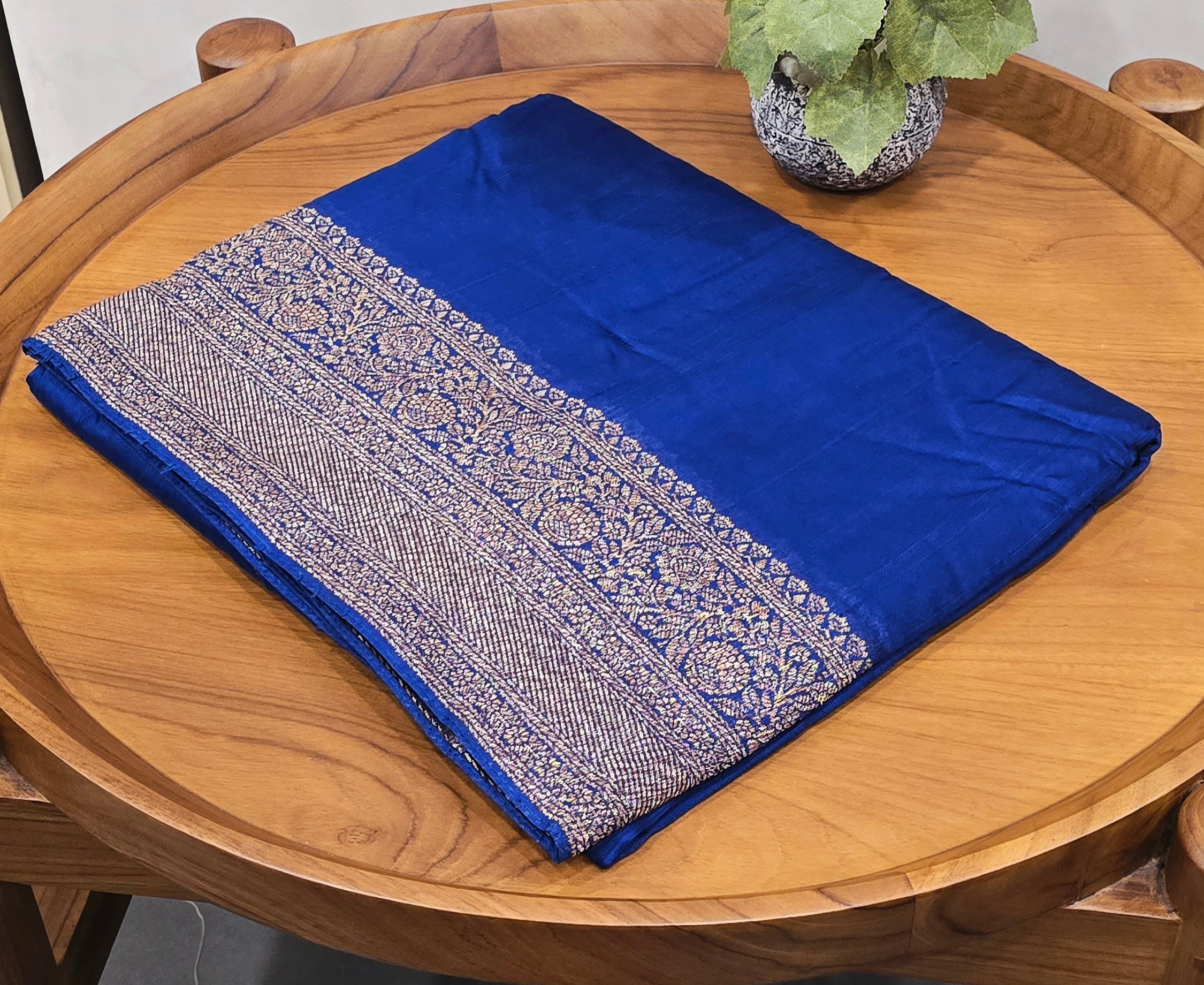 Raw Silk Banarasi Saree - SC 9921