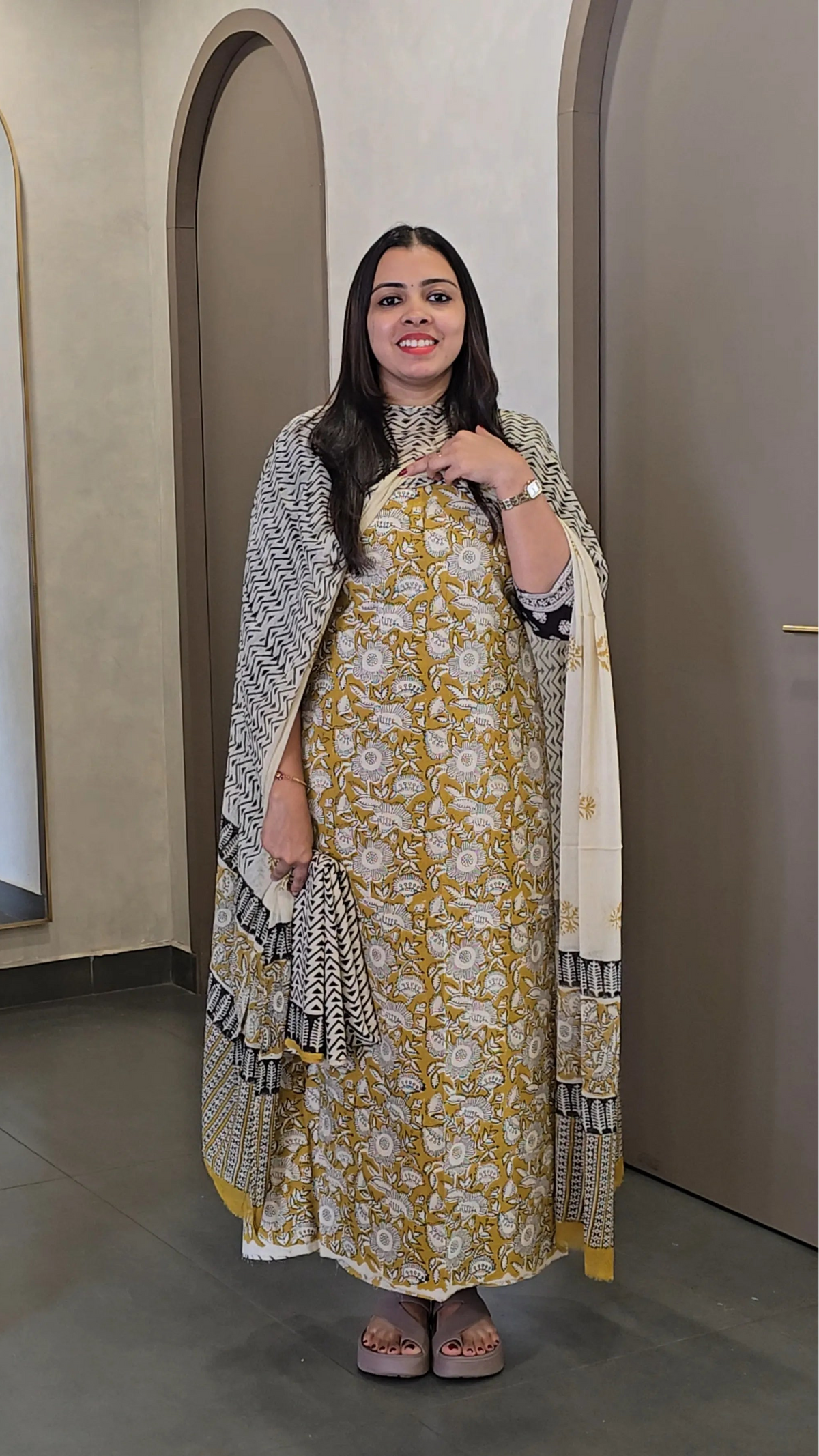 Cotton Salwarsuit with Chiffon Dupatta - SC 10725