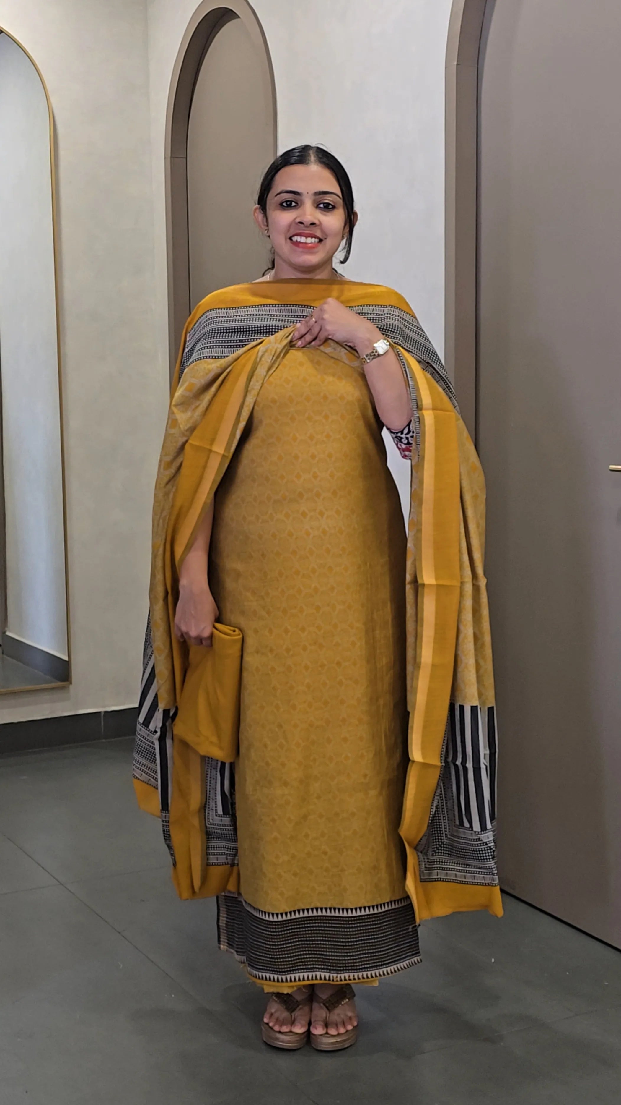 Muslin Salwarsuit - SC 10700