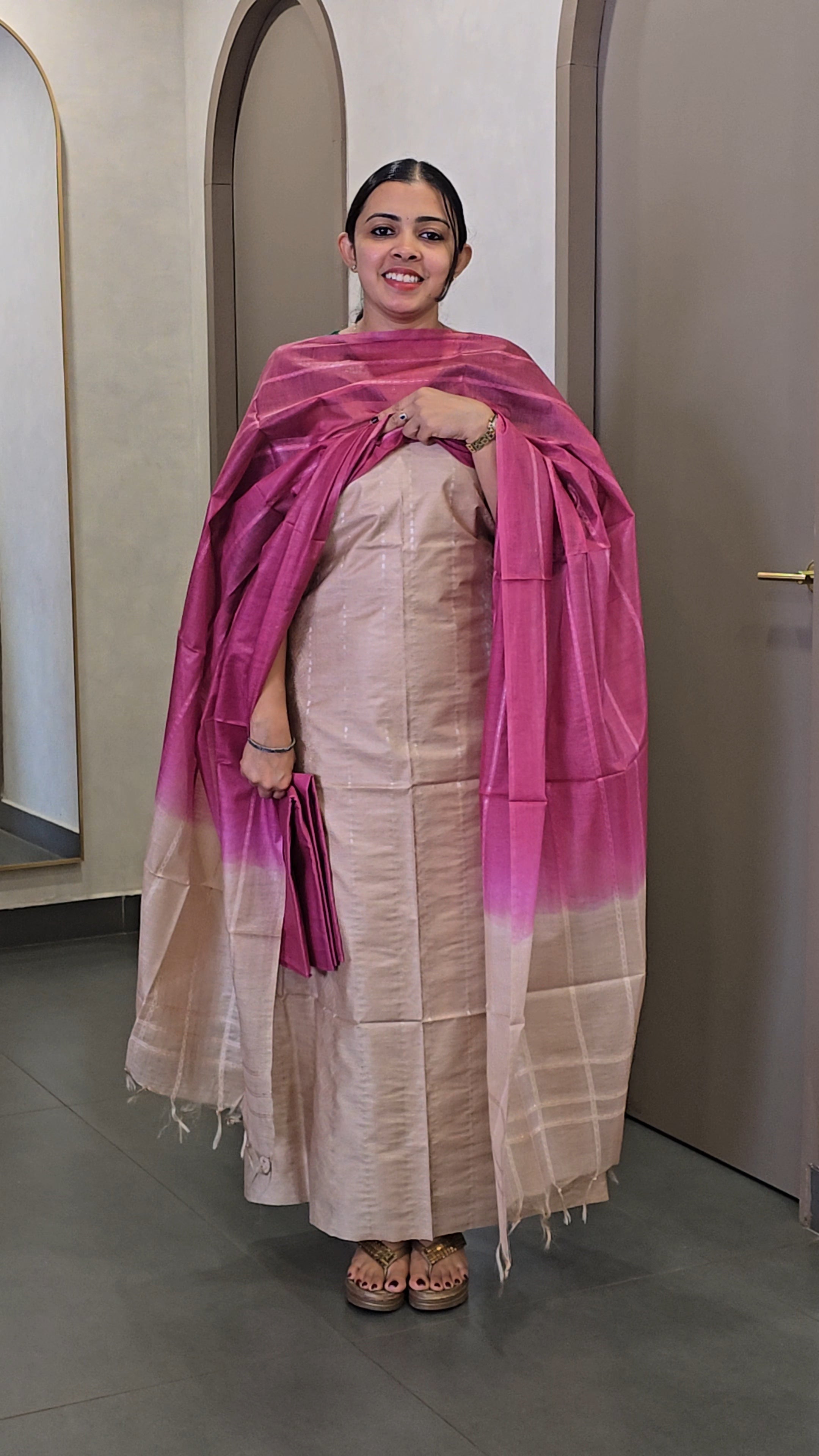 Semi-Tussar Silk Salwarsuit - SC 10038
