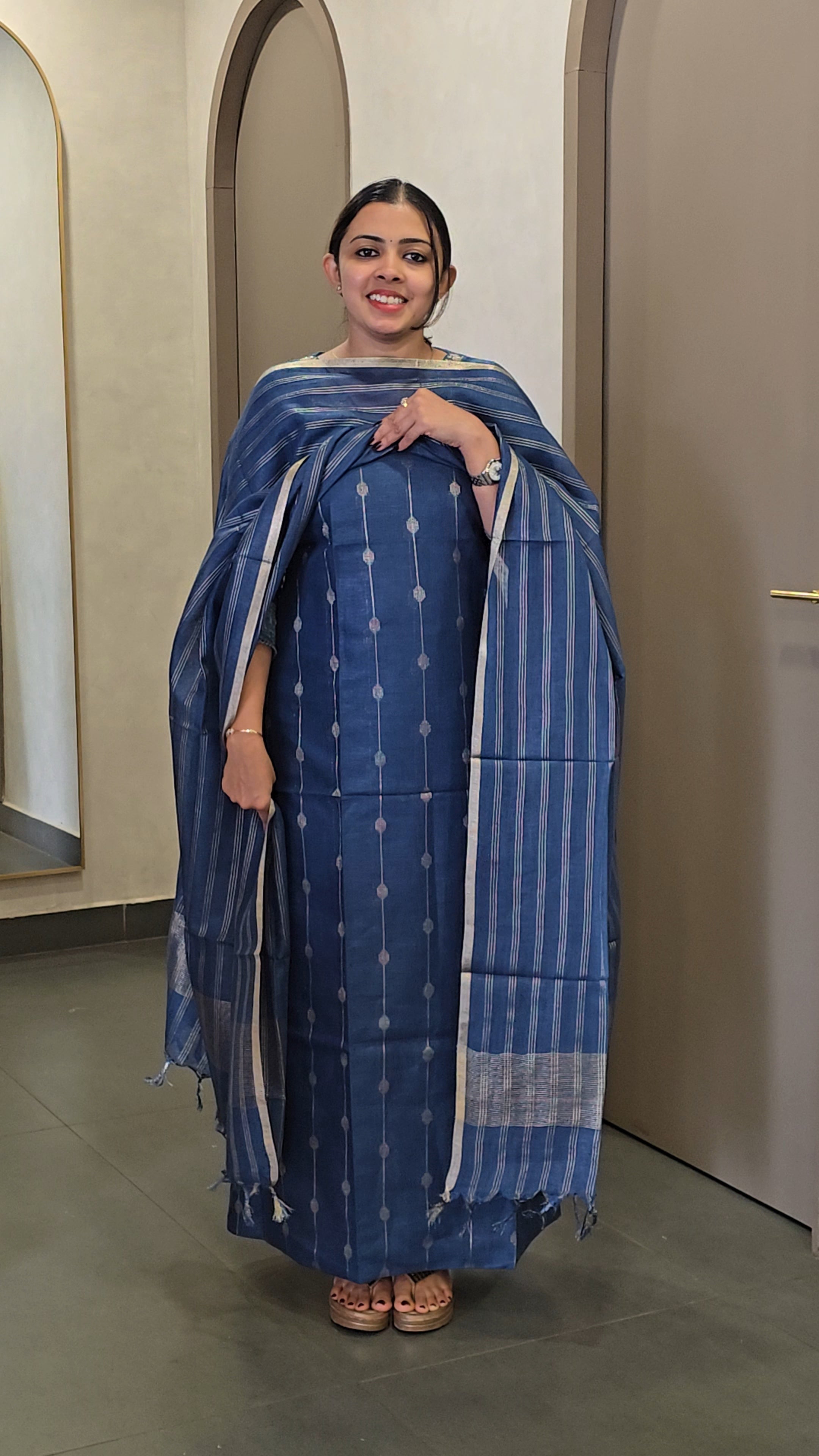 Pure Handloom Linen Salwarsuit - SC 10309