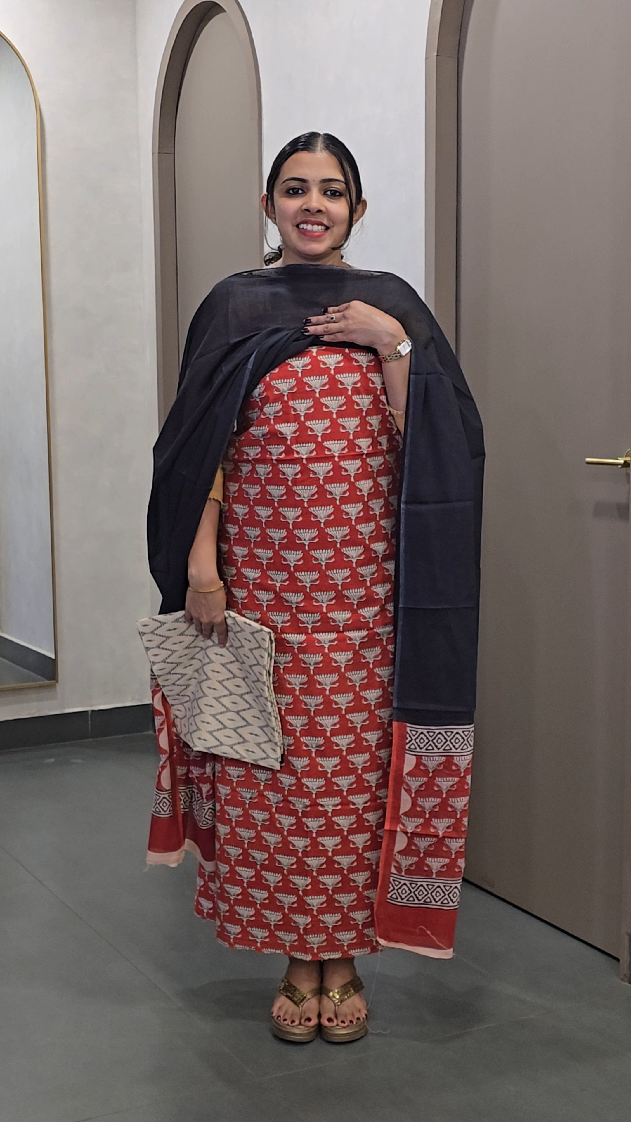 Cotton Salwarsuit - SC 10117