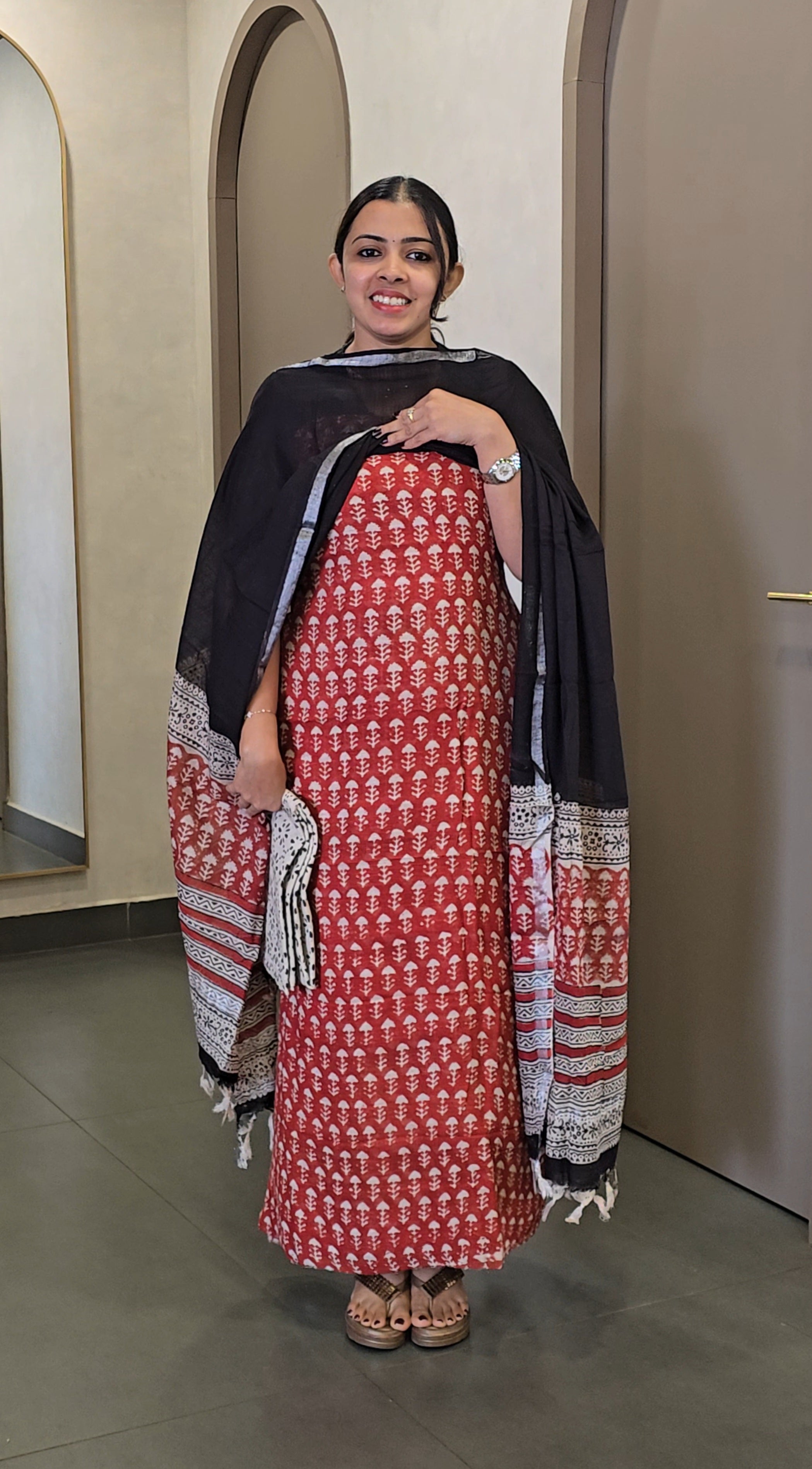 Semi - Linen Salwarsuit- SC 10326