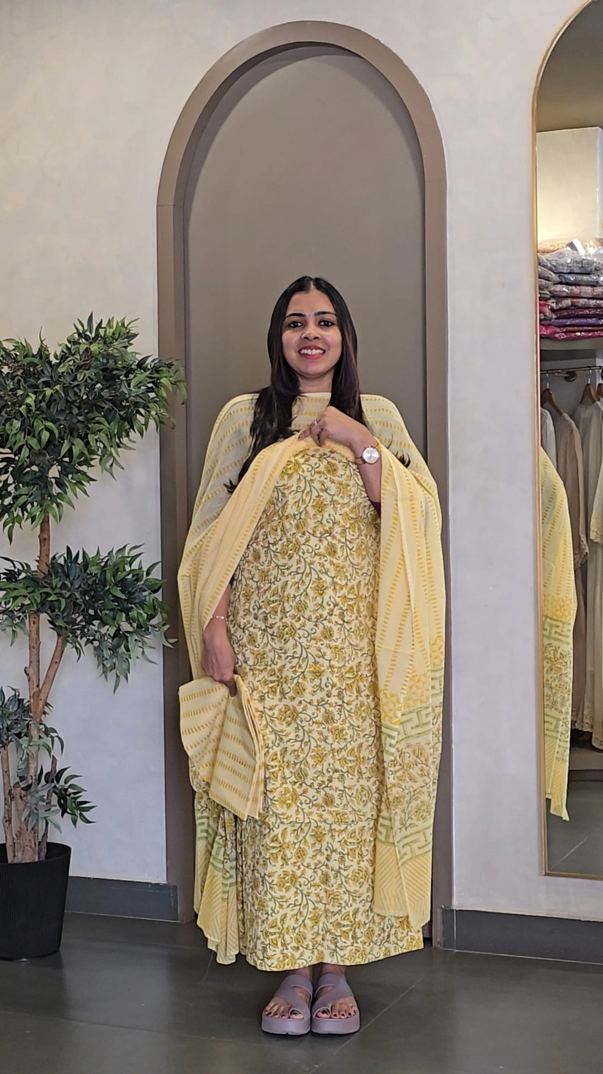 Cotton Salwarsuit - SC 10947
