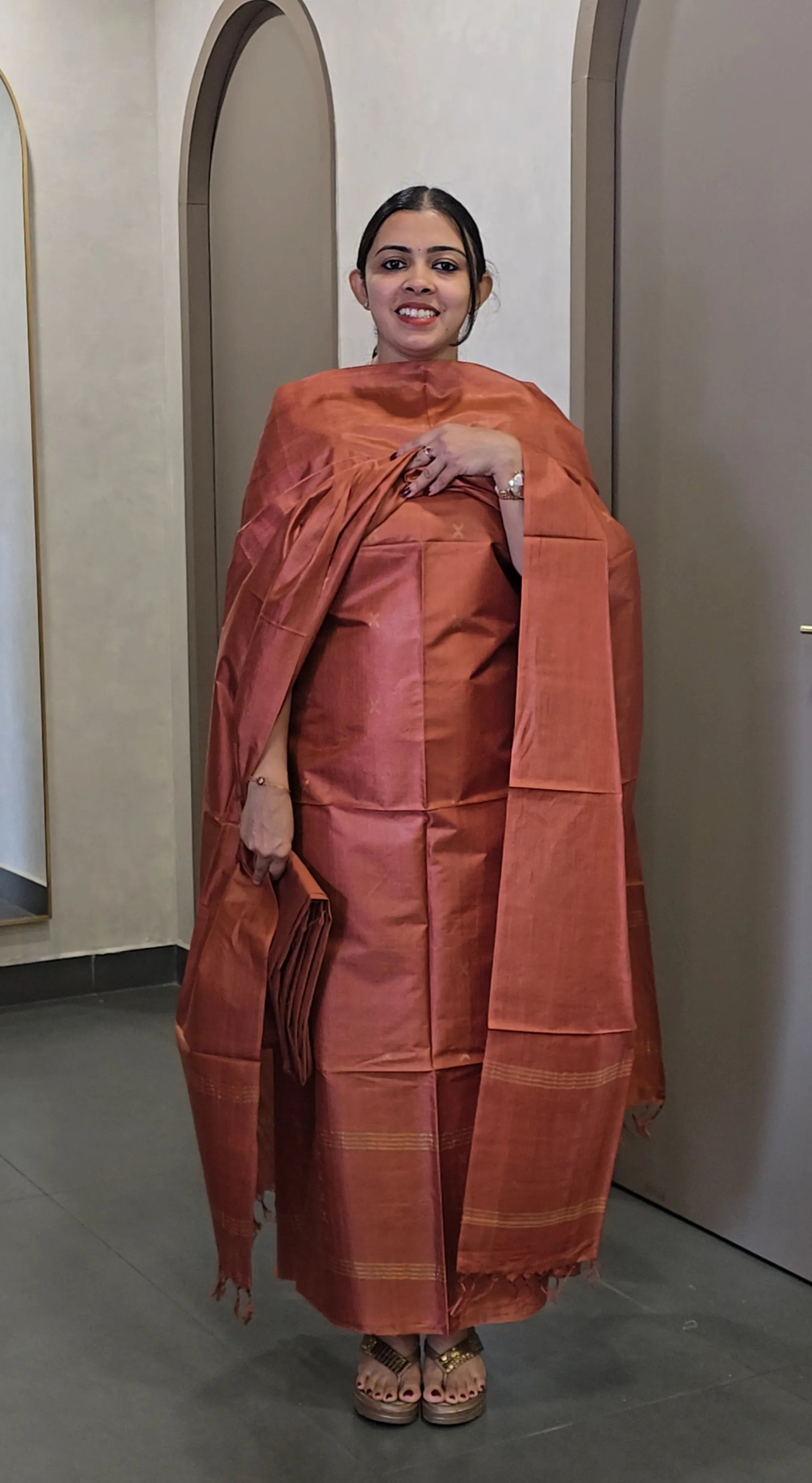 Pure Tussarsilk Salwarsuit - SC 10489