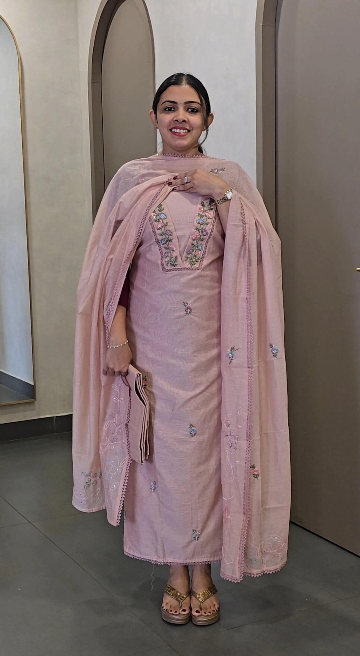 Mulchanderi Salwarsuit - SC 10708
